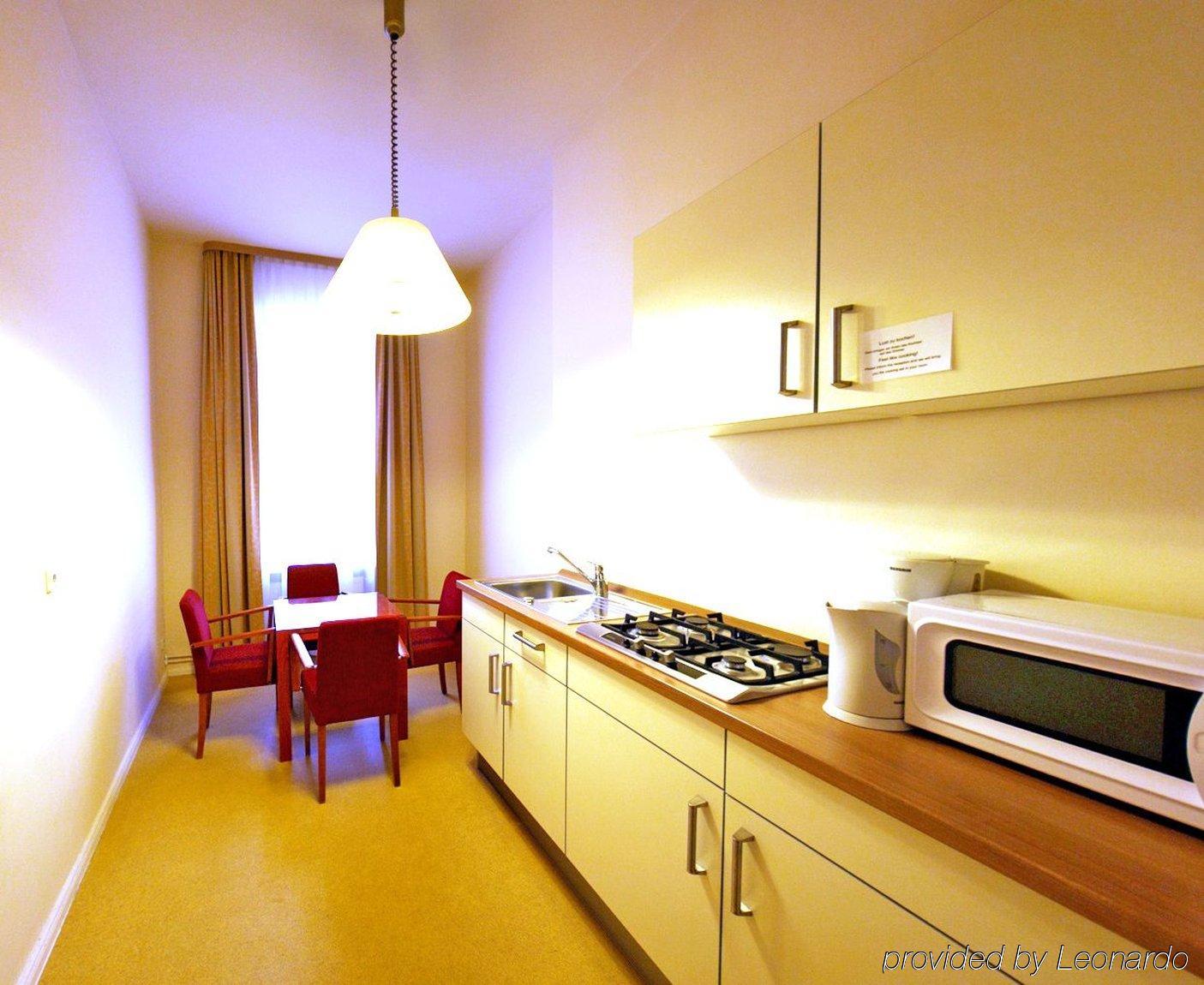 Hotel & Apartments Zarenhof Berlin Prenzlauer Berg Екстериор снимка