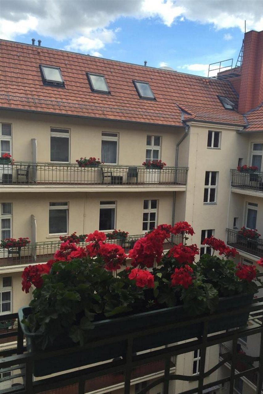 Hotel & Apartments Zarenhof Berlin Prenzlauer Berg Екстериор снимка