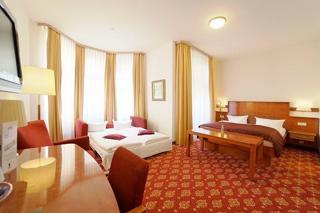 Hotel & Apartments Zarenhof Berlin Prenzlauer Berg Екстериор снимка